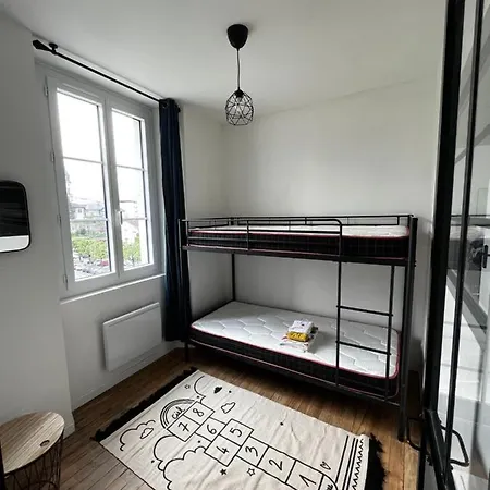 T2 Bis Proche Gare Et Centre - Parking Proche Apartamento