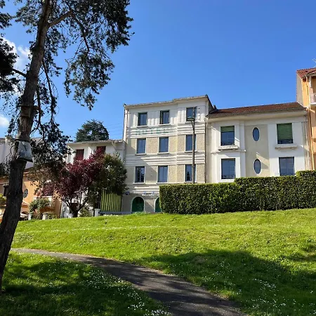 Apartment T2 Bis Proche Gare Et Centre - Parking Proche *