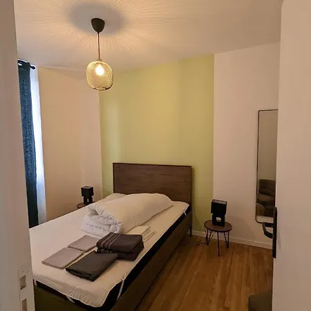 T2 Bis Proche Gare Et Centre - Parking Proche Apartment Lourdes