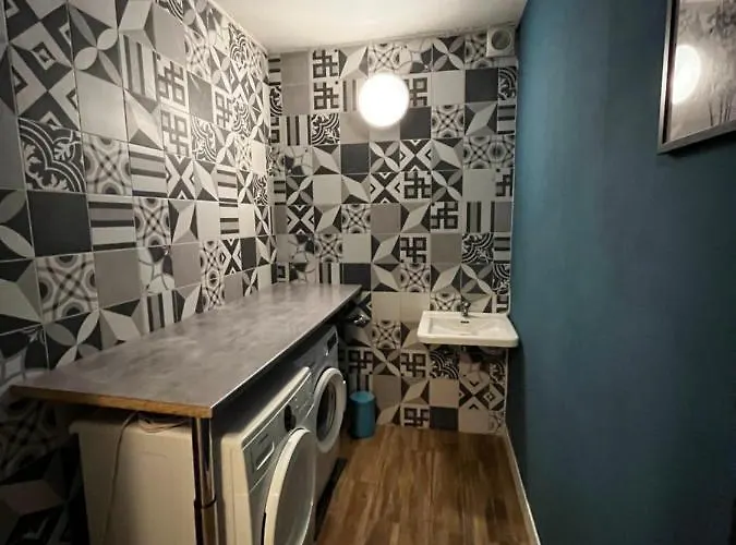 Appartement T2 Bis Proche Gare Et Centre - Parking Proche Lourdes