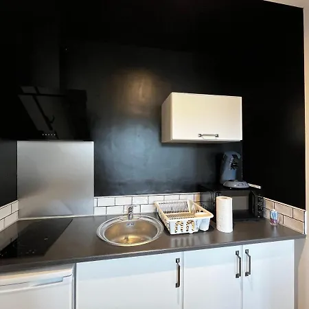 T2 Bis Proche Gare Et Centre - Parking Proche לורדה